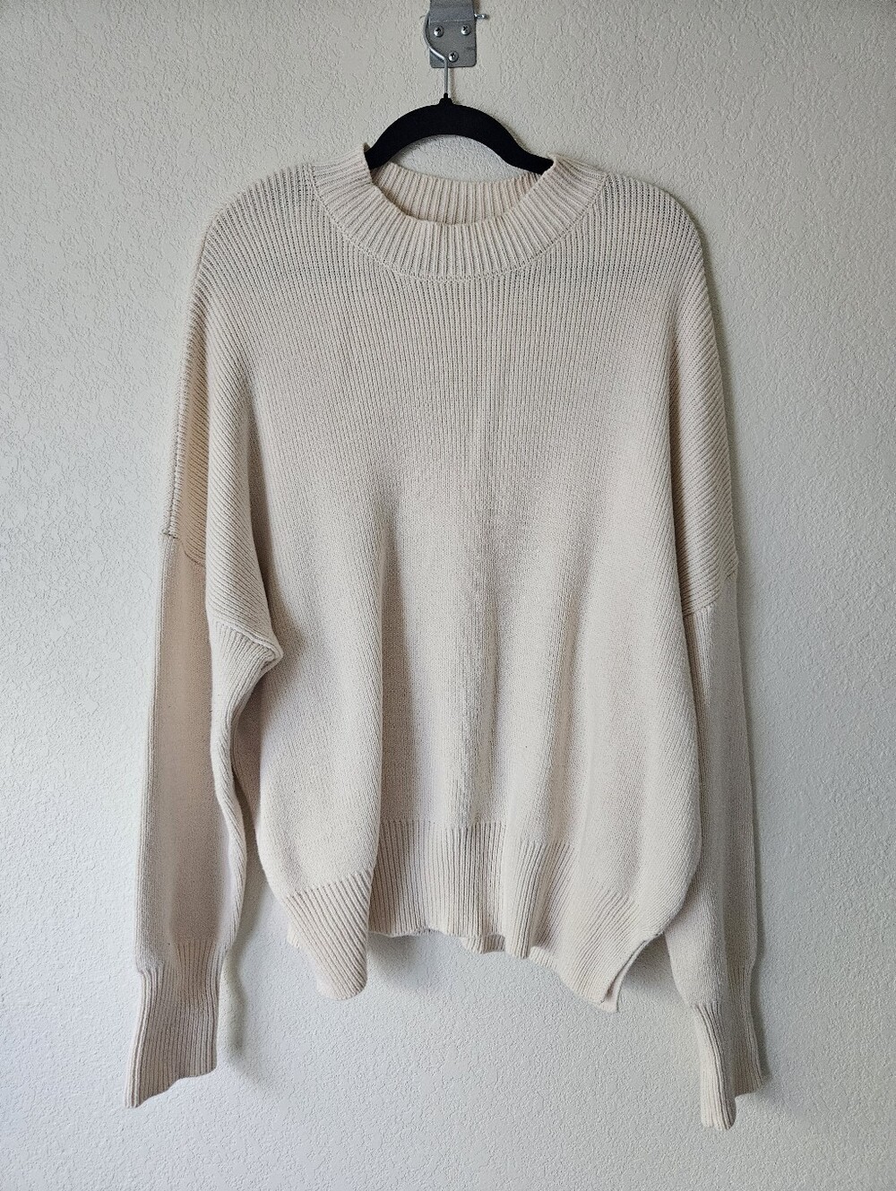 Neuflora Oversized crew Neck Sweater